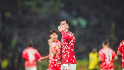 从0-1到0-2！欧冠亚军倒下，3线崩盘，德甲44亿对决，或助黑马争4
